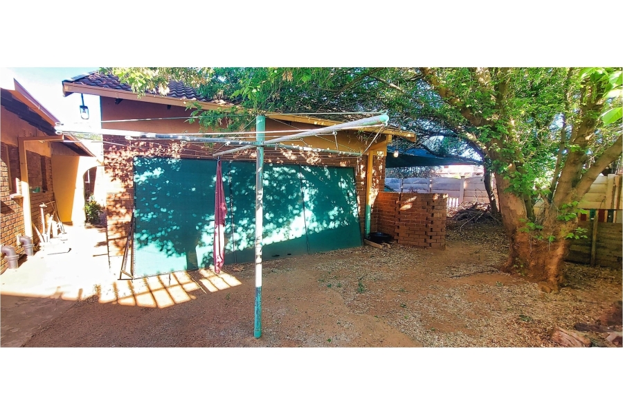 3 Bedroom Property for Sale in Meiringspark Ext 4 North West